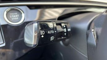 Peugeot 5008 73kWh Allure SUV 5dr Electric Auto (210 ps)