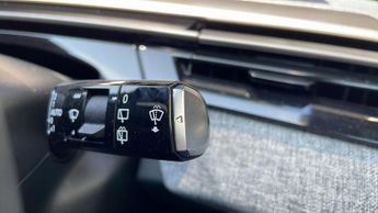 Peugeot 5008 73kWh Allure SUV 5dr Electric Auto (210 ps)