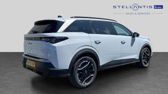 Peugeot 5008 73kWh Allure SUV 5dr Electric Auto (210 ps)