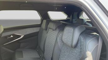 Peugeot 5008 73kWh Allure SUV 5dr Electric Auto (210 ps)