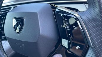 Peugeot 3008 SUV 1.2 GT SUV 5dr Petrol Hybrid e-DSC6 Euro 6 (s/s) (136 ps)
