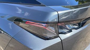Peugeot 3008 SUV 1.2 GT SUV 5dr Petrol Hybrid e-DSC6 Euro 6 (s/s) (136 ps)