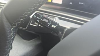 Peugeot 5008 1.2 Allure SUV 5dr Petrol Hybrid e-DSC6 Euro 6 (s/s) (145 ps)