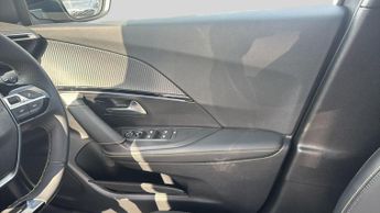 Peugeot 2008 1.2 GT SUV 5dr Petrol Hybrid e-DSC6 Euro 6 (s/s) (136 ps)