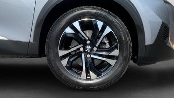 Peugeot 2008 50kWh Allure Premium SUV 5dr Electric Auto (7kW Charger) (136 ps