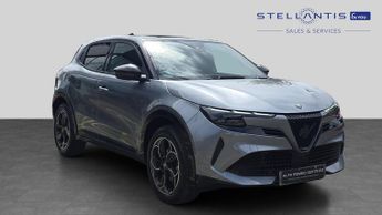 Alfa Romeo Junior 1.2 MHEV Ibrida SUV 5dr Petrol Hybrid e-DCT Euro 6 (s/s) (136 ps