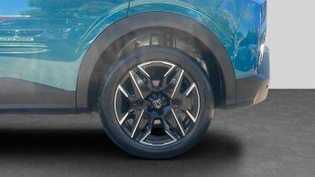 Peugeot 3008 SUV 1.2 Allure SUV 5dr Petrol Hybrid e-DSC6 Euro 6 (s/s) (136 ps)