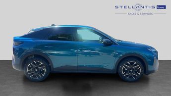 Peugeot 3008 SUV 1.2 Allure SUV 5dr Petrol Hybrid e-DSC6 Euro 6 (s/s) (136 ps)