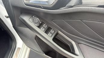 Ford Focus 1.0T EcoBoost ST-Line Hatchback 5dr Petrol Auto Euro 6 (s/s) (12
