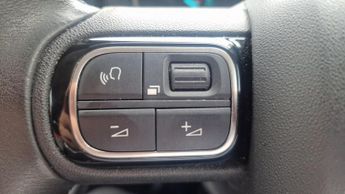 Citroen Berlingo 50kWh Flair XTR M MPV 5dr Electric Auto (7.4kW Charger) (136 ps)