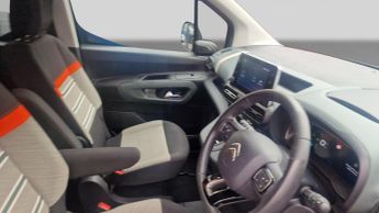 Citroen Berlingo 50kWh Flair XTR M MPV 5dr Electric Auto (7.4kW Charger) (136 ps)