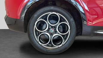 Alfa Romeo Tonale 1.5 VGT MHEV Ti SUV 5dr Petrol Hybrid DCT Euro 6 (160 ps)