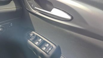 Alfa Romeo Tonale 1.5 VGT MHEV Veloce SUV 5dr Petrol Hybrid DCT Euro 6 (160 ps)