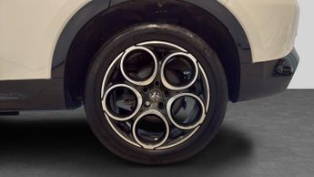 Alfa Romeo Tonale 1.5 VGT MHEV Sprint SUV 5dr Petrol Hybrid DCT Euro 6 (160 ps)