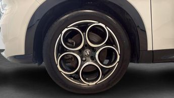 Alfa Romeo Tonale 1.5 VGT MHEV Sprint SUV 5dr Petrol Hybrid DCT Euro 6 (160 ps)