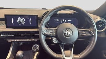 Alfa Romeo Tonale 1.5 VGT MHEV Sprint SUV 5dr Petrol Hybrid DCT Euro 6 (160 ps)