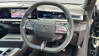 Vauxhall Grandland Electric 73kWh Ultimate SUV 5dr Electric Auto (213 ps)