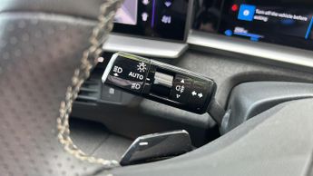 Vauxhall Grandland Electric 73kWh Ultimate SUV 5dr Electric Auto (213 ps)