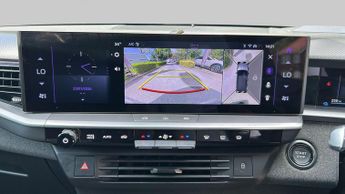 Vauxhall Grandland Electric 73kWh Ultimate SUV 5dr Electric Auto (213 ps)