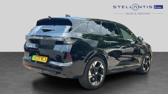 Vauxhall Grandland Electric 73kWh Ultimate SUV 5dr Electric Auto (213 ps)