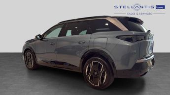 Peugeot 5008 73kWh GT SUV 5dr Electric Auto (210 ps)