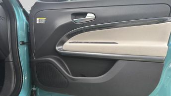 Fiat 600 1.2 MHEV La Prima SUV 5dr Petrol Hybrid e-DCT Euro 6 (s/s) (136 