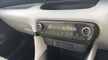 Toyota Yaris 1.5 VVT-h Excel Hatchback 5dr Petrol Hybrid E-CVT Euro 6 (s/s) (