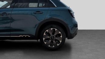 Fiat 600 1.2 MHEV La Prima SUV 5dr Petrol Hybrid e-DCT Euro 6 (s/s) (136 