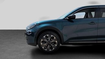 Fiat 600 1.2 MHEV La Prima SUV 5dr Petrol Hybrid e-DCT Euro 6 (s/s) (136 
