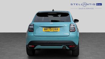 Fiat 600 1.2 MHEV La Prima SUV 5dr Petrol Hybrid e-DCT Euro 6 (s/s) (100 