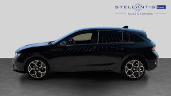 Vauxhall Astra 1.2 Turbo Ultimate Hatchback 5dr Petrol Auto Euro 6 (s/s) (130 p