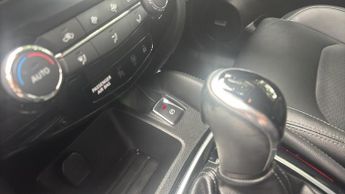 Nissan Qashqai 1.3 DIG-T Tekna SUV 5dr Petrol DCT Auto Euro 6 (s/s) (160 ps)