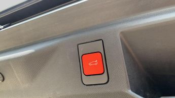 Peugeot 5008 73kWh GT SUV 5dr Electric Auto (210 ps)