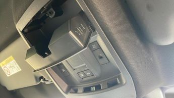 Vauxhall Grandland 1.2 Design SUV 5dr Petrol Hybrid e-DCT Euro 6 (s/s) (145 ps)