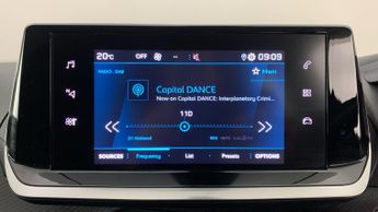 Peugeot 2008 1.2 PureTech Allure Premium SUV 5dr Petrol EAT Euro 6 (s/s) (130