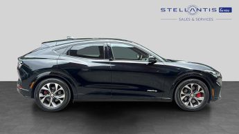 Ford Mustang Mach-E Standard Range 70kWh SUV 5dr Electric Automatic AWD (269 ps)