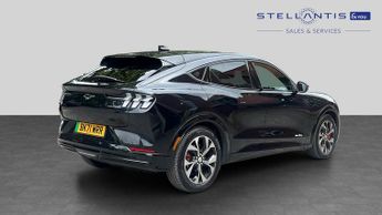 Ford Mustang Mach-E Standard Range 70kWh SUV 5dr Electric Automatic AWD (269 ps)