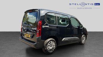 Citroen Berlingo 52kWh PLUS M MPV 5dr Electric Auto (11kW Charger) (136 ps)