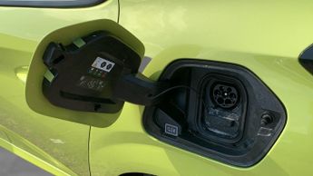 Peugeot 208 50kWh E-Style Hatchback 5dr Electric Auto (11kW Charger) (136 ps