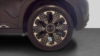 Fiat 600 1.2 MHEV La Prima SUV 5dr Petrol Hybrid e-DCT Euro 6 (s/s) (136 