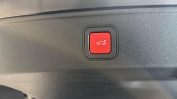 Fiat 600 1.2 MHEV La Prima SUV 5dr Petrol Hybrid e-DCT Euro 6 (s/s) (136 