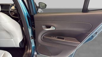 Fiat 600 1.2 MHEV La Prima SUV 5dr Petrol Hybrid e-DCT Euro 6 (s/s) (136 