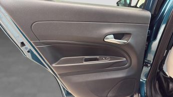 Fiat 600 1.2 MHEV La Prima SUV 5dr Petrol Hybrid e-DCT Euro 6 (s/s) (136 