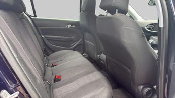 Peugeot 308 1.2 PureTech Allure Hatchback 5dr Petrol EAT Euro 6 (s/s) (130 p
