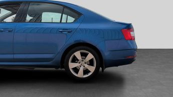 Skoda Octavia 1.5 TSI ACT SE Drive Hatchback 5dr Petrol DSG Euro 6 (s/s) (150 