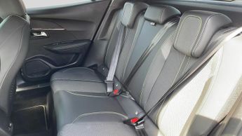 Peugeot 2008 1.2 GT SUV 5dr Petrol Hybrid e-DSC6 Euro 6 (s/s) (145 ps)