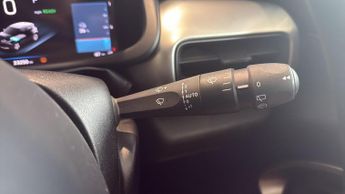 Jeep Avenger 54kWh Summit SUV 5dr Electric Auto (156 ps)