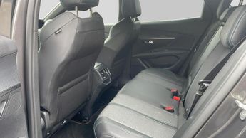Peugeot 3008 SUV 1.2 PureTech Allure SUV 5dr Petrol EAT Euro 6 (s/s) (130 ps)