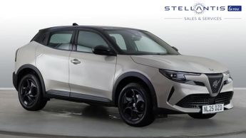 Alfa Romeo Junior 1.2 MHEV Ibrida SUV 5dr Petrol Hybrid e-DCT Euro 6 (s/s) (136 ps