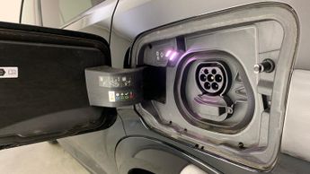 Peugeot 3008 73kWh GT SUV 5dr Electric Auto (210 ps)